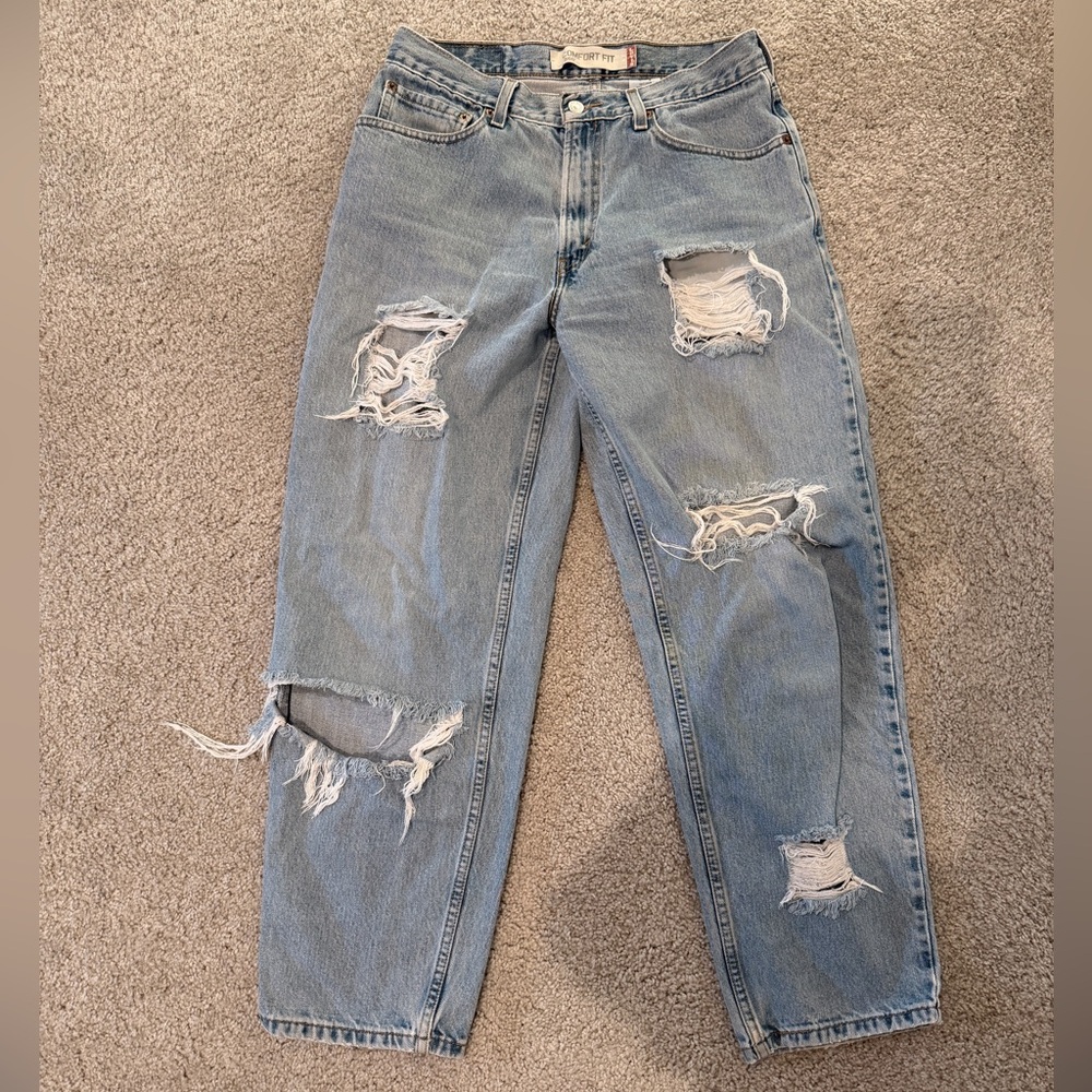 Levi's 560 Light Blue Comfort Fit Jeans